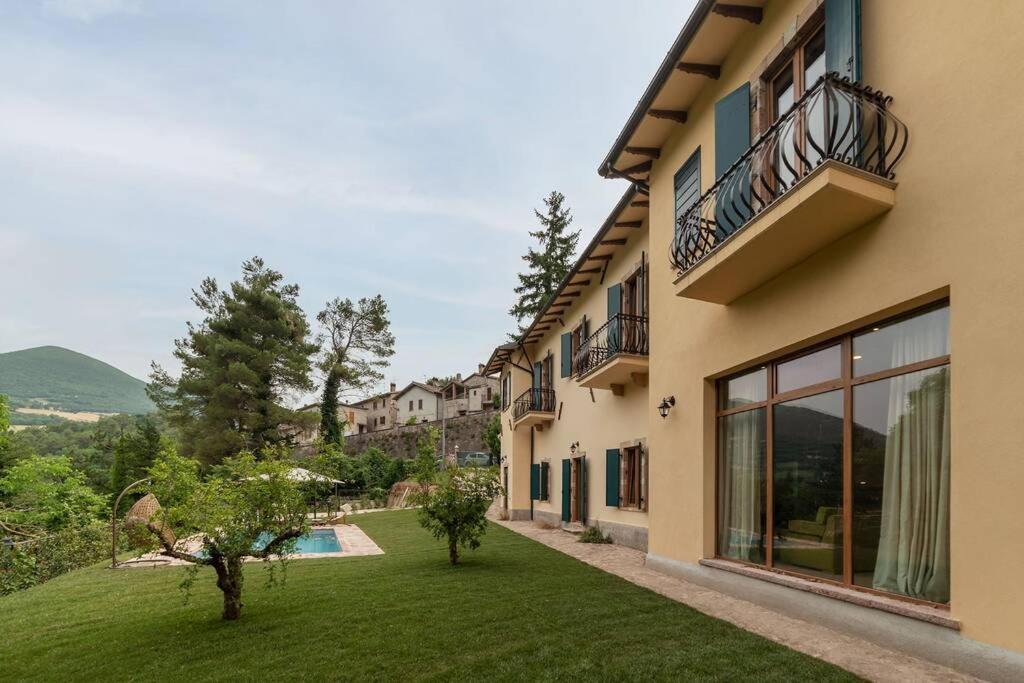 Villa Gina Umbria Luxury Retreat Sant'Anatolia di Narco ภายนอก รูปภาพ