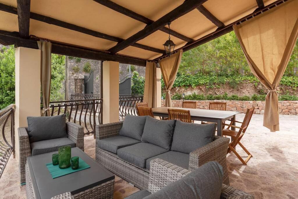 Villa Gina Umbria Luxury Retreat Sant'Anatolia di Narco ภายนอก รูปภาพ
