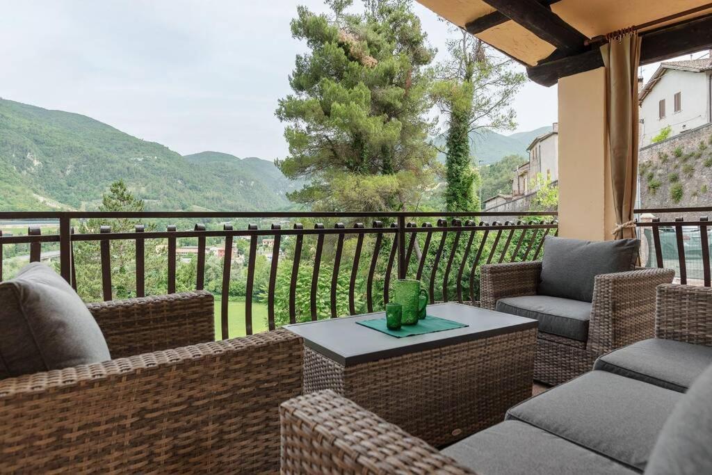 Villa Gina Umbria Luxury Retreat Sant'Anatolia di Narco ภายนอก รูปภาพ