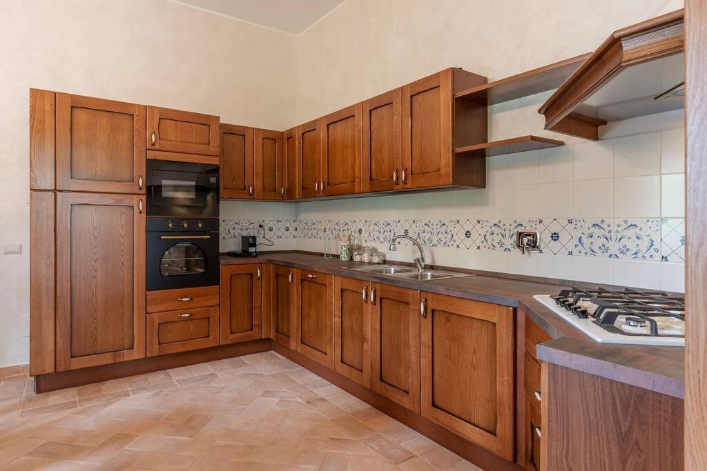 Villa Gina Umbria Luxury Retreat Sant'Anatolia di Narco ภายนอก รูปภาพ