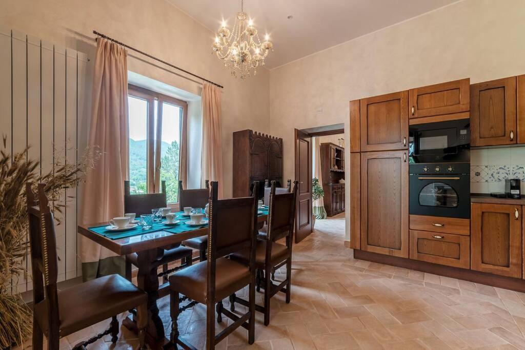 Villa Gina Umbria Luxury Retreat Sant'Anatolia di Narco ภายนอก รูปภาพ